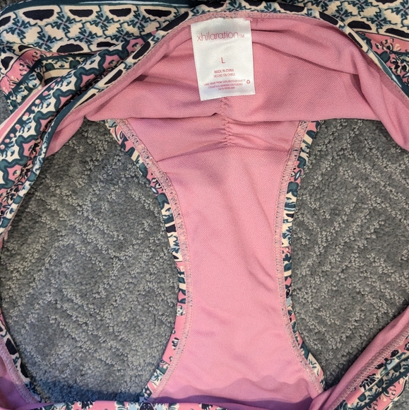Xhilaration bikini. Top size XL, bottom size L. - Picture 6 of 6